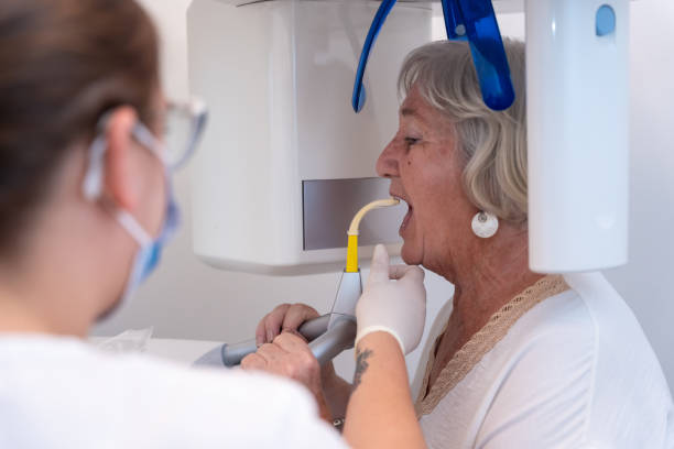 Best Emergency Dentist for Knocked-Out Tooth in USA